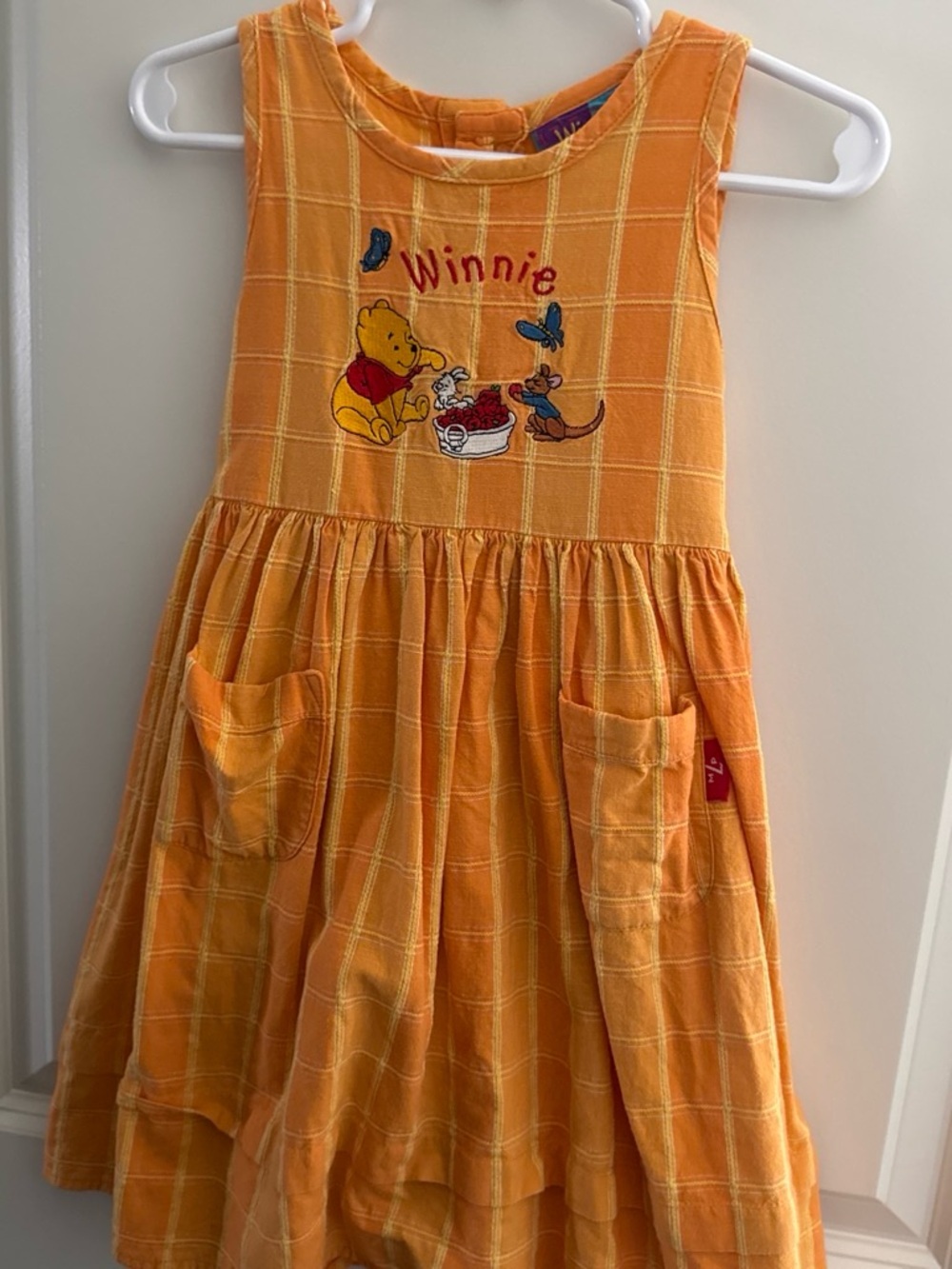 Vintage Winnie the Pooh dress🍎💛